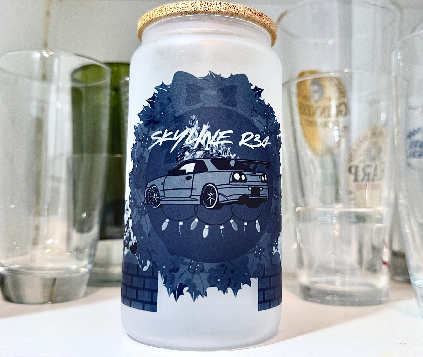 Tasse de 16 oz Édition de Noël Skyline R34